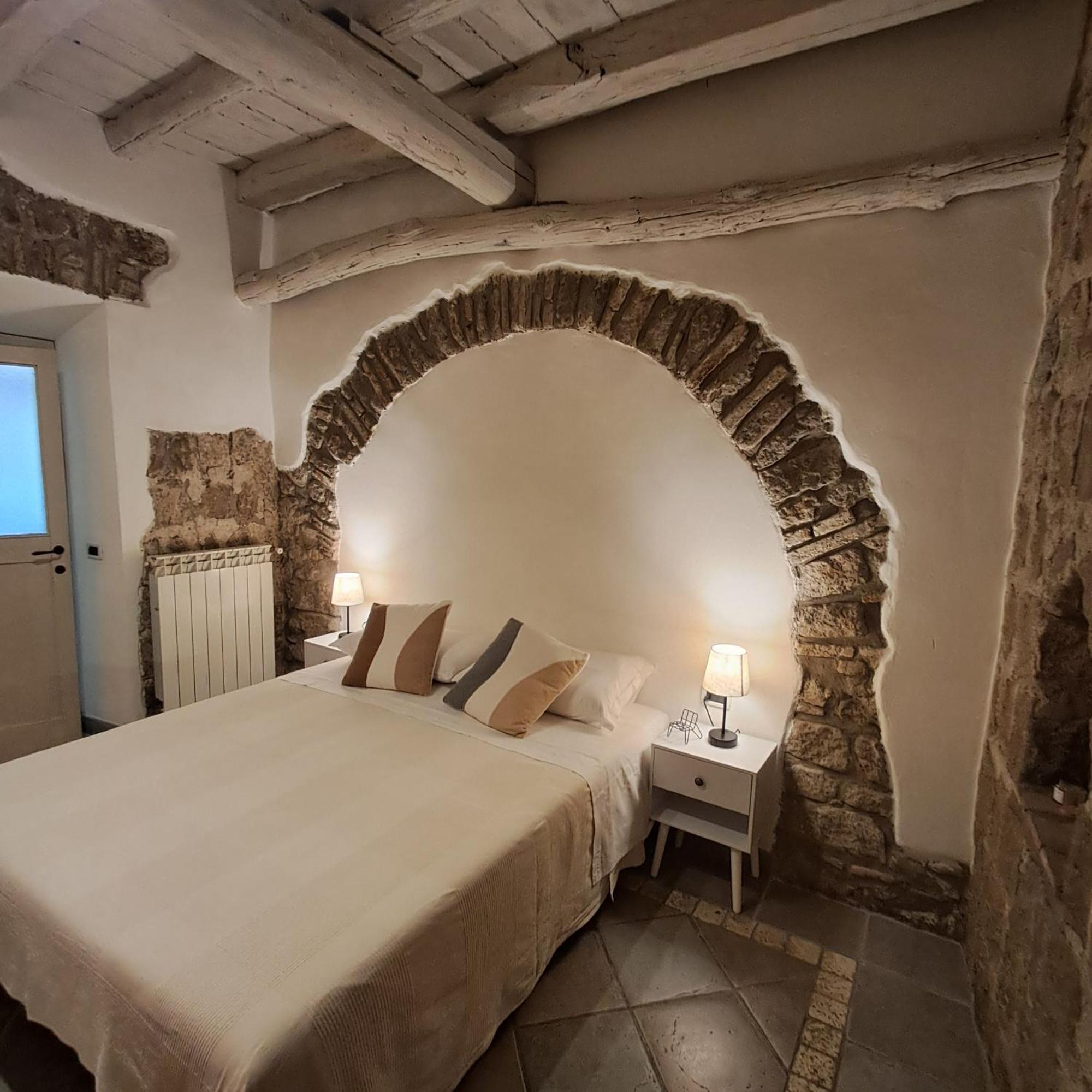 Pettinara 21 Apartment Viterbo Exterior photo